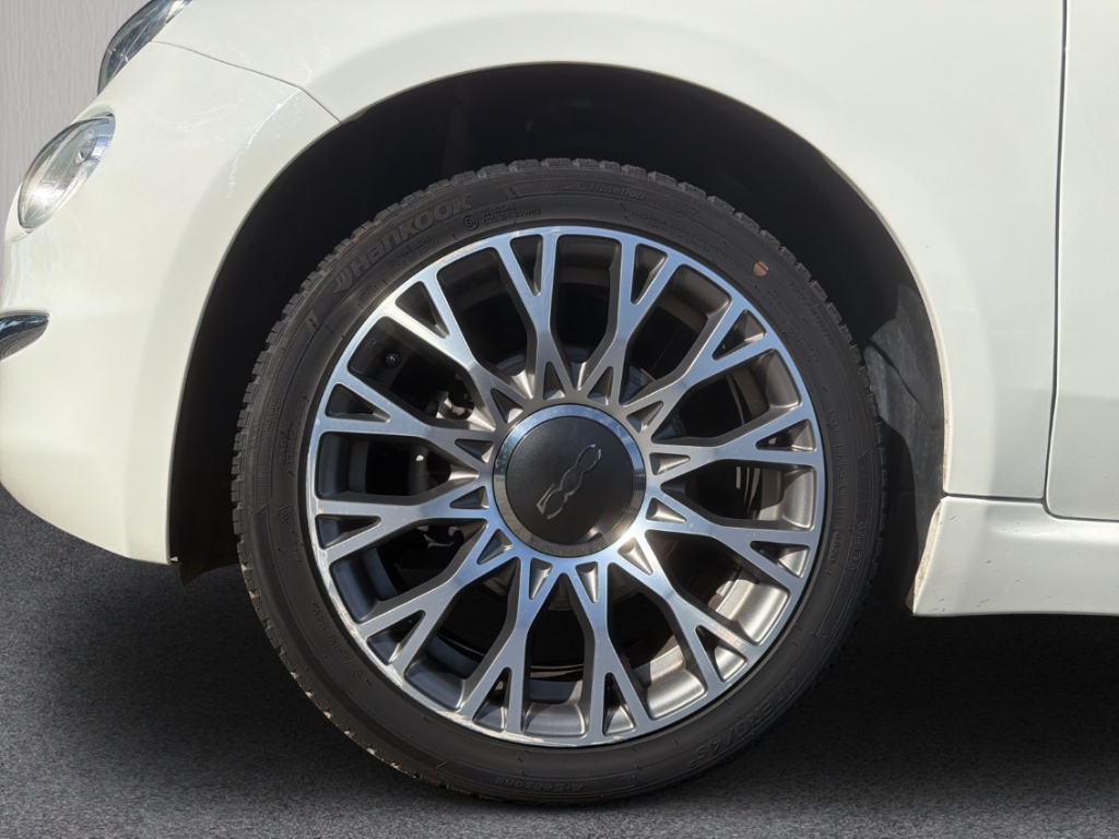 Fahrzeugabbildung Fiat 500 1.0 MildHybrid Star PDC hinten Pano Klima AppConnect