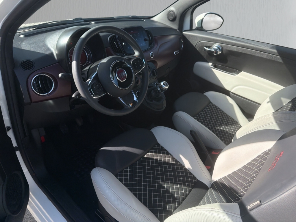 Fahrzeugabbildung Fiat 500 1.0 MildHybrid Star PDC hinten Pano Klima AppConnect