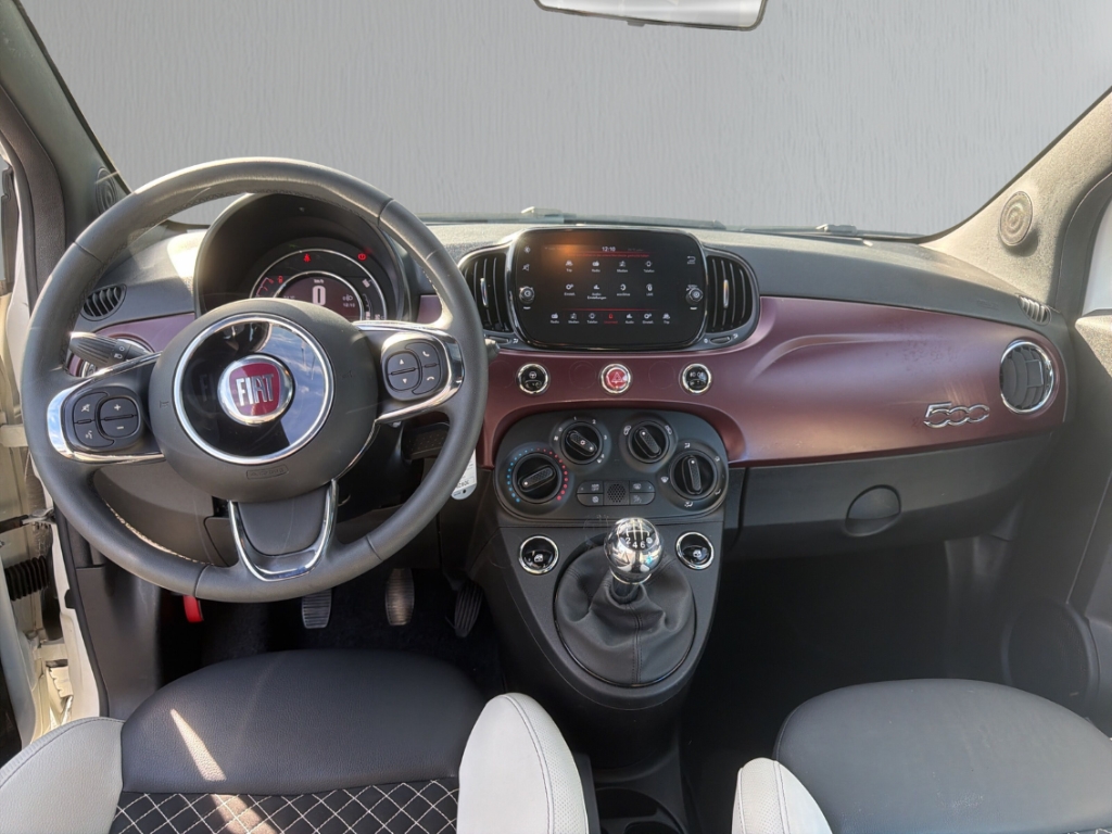 Fahrzeugabbildung Fiat 500 1.0 MildHybrid Star PDC hinten Pano Klima AppConnect