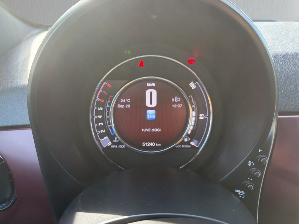 Fahrzeugabbildung Fiat 500 1.0 MildHybrid Star PDC hinten Pano Klima AppConnect