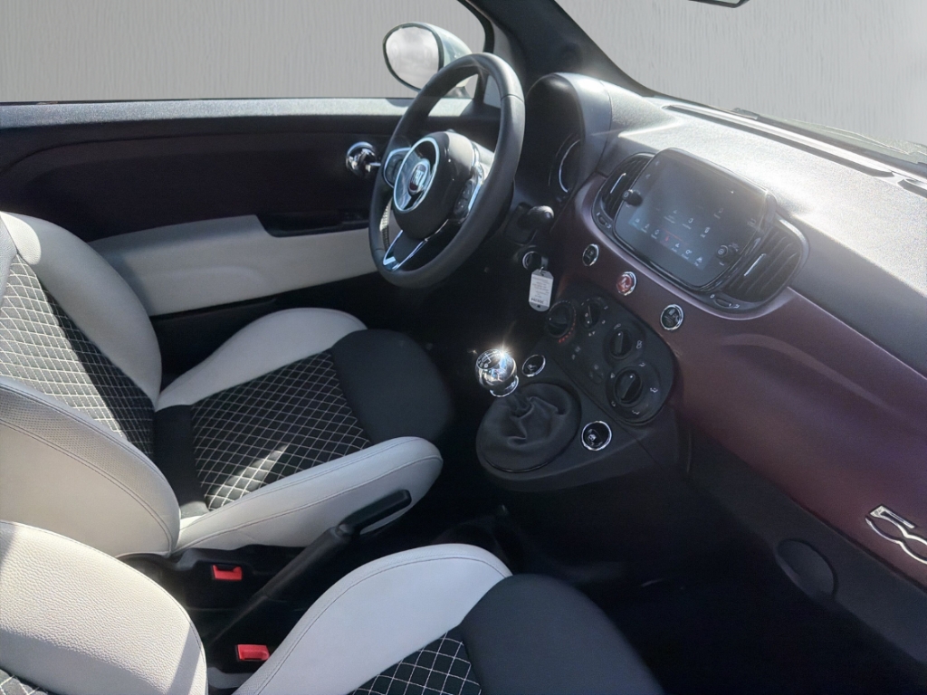Fahrzeugabbildung Fiat 500 1.0 MildHybrid Star PDC hinten Pano Klima AppConnect