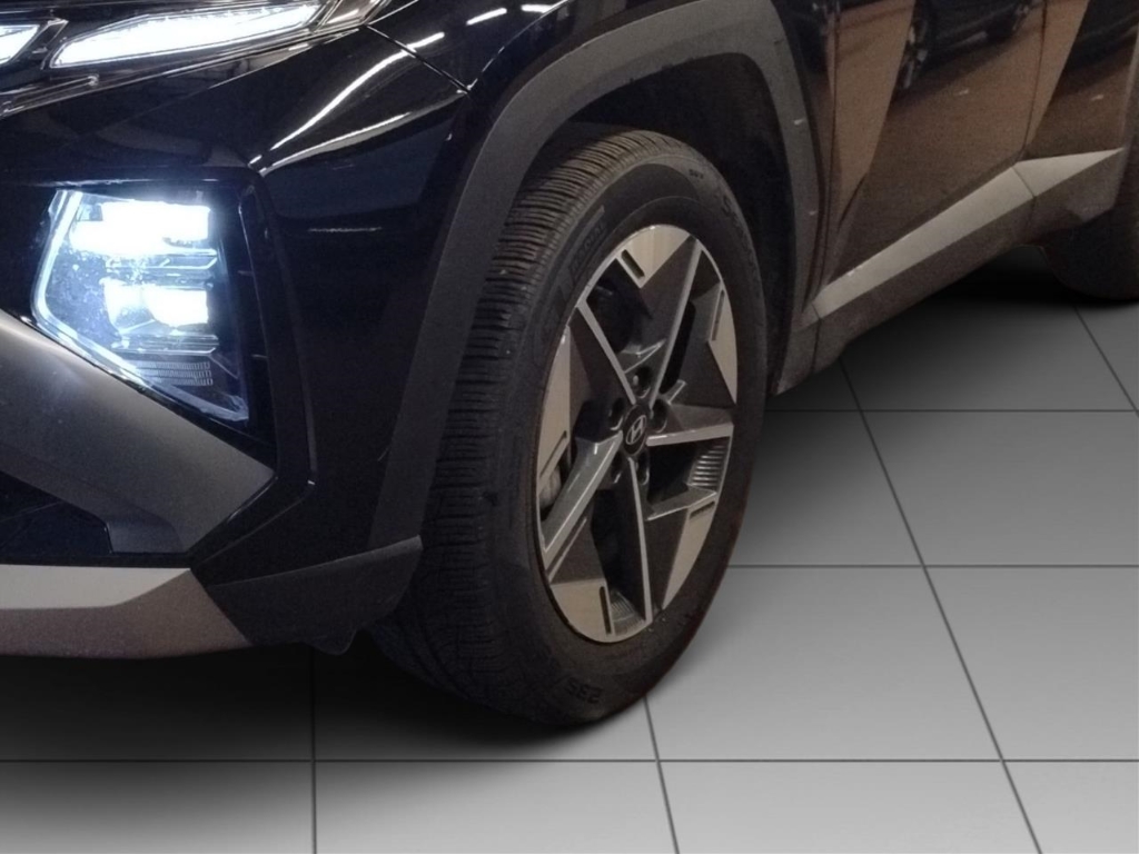 Fahrzeugabbildung Hyundai TUCSON FL PHEV 1.6 AT 4WD MY25 Trend LED-Paket MATRIX Navi Digitales Cockpit LED Blendfreies Fernl.