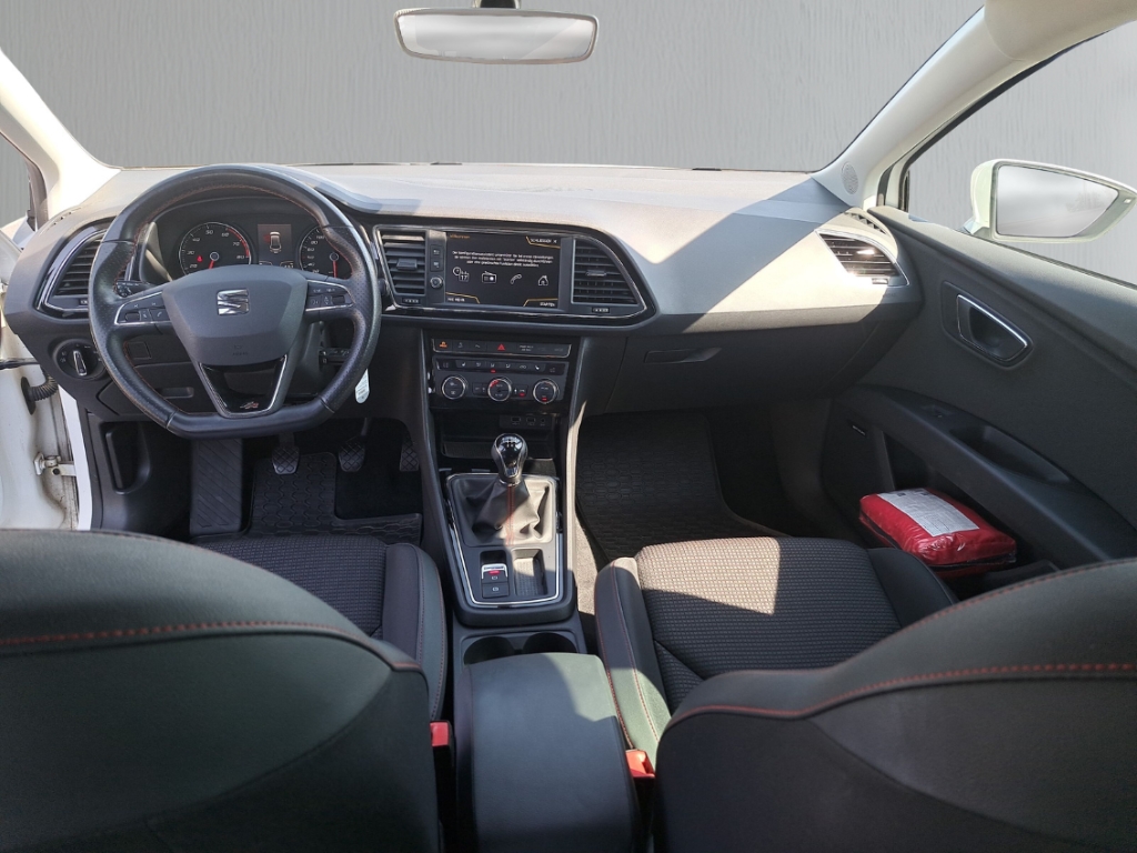 Fahrzeugabbildung SEAT Leon ST 1.4 TSI FR LED Nav Temp SHZ PDC FullLink