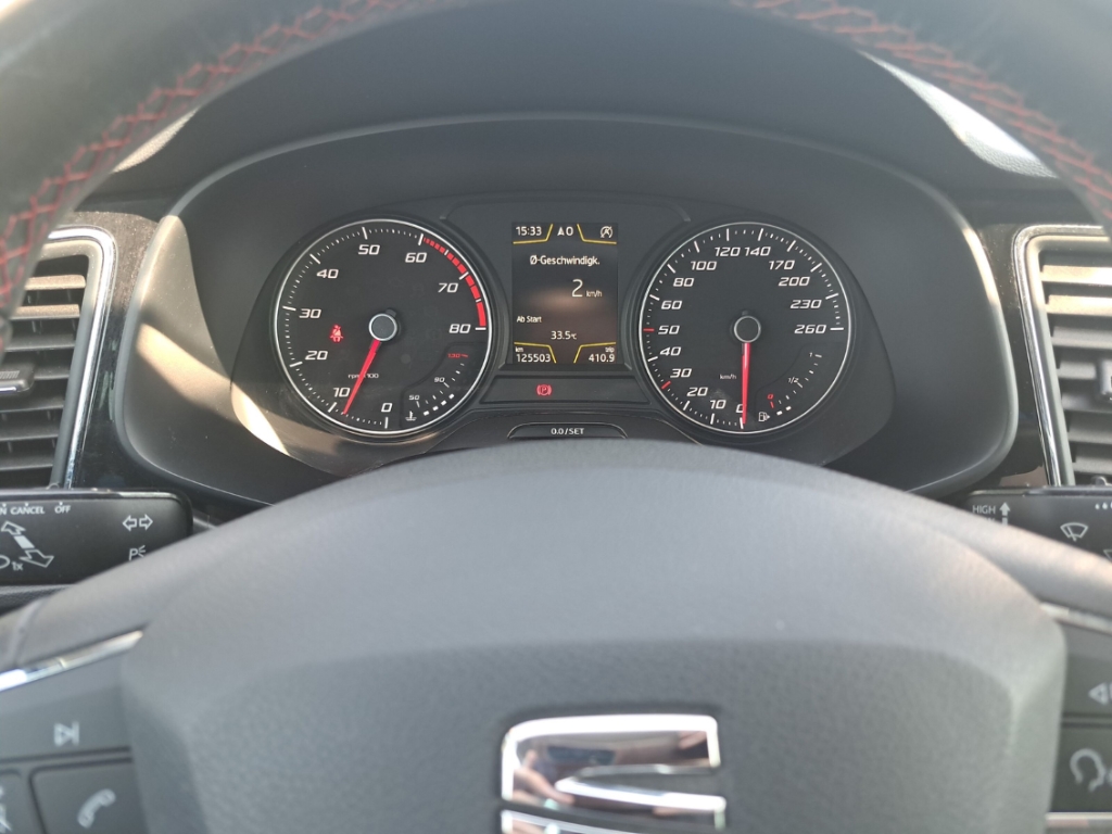 Fahrzeugabbildung SEAT Leon ST 1.4 TSI FR LED Nav Temp SHZ PDC FullLink