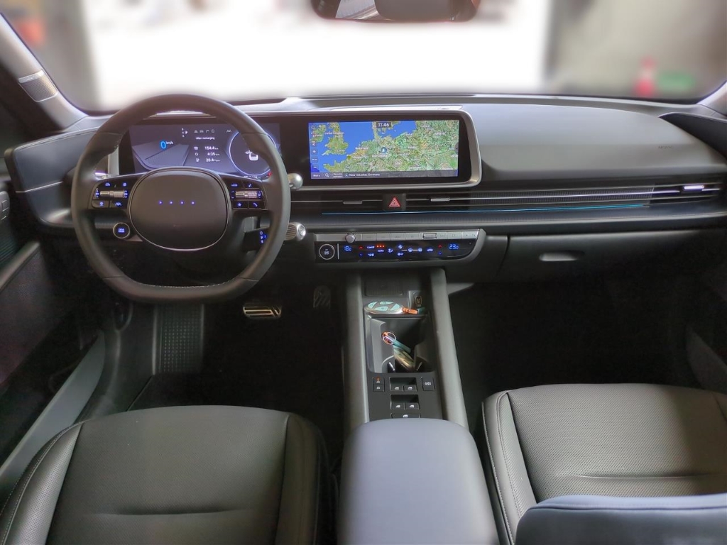 Fahrzeugabbildung Hyundai IONIQ 6 77,4kWh 4WD UNIQ 20LM HUD Navi Digitales Cockpit Memory Sitze Soundsystem
