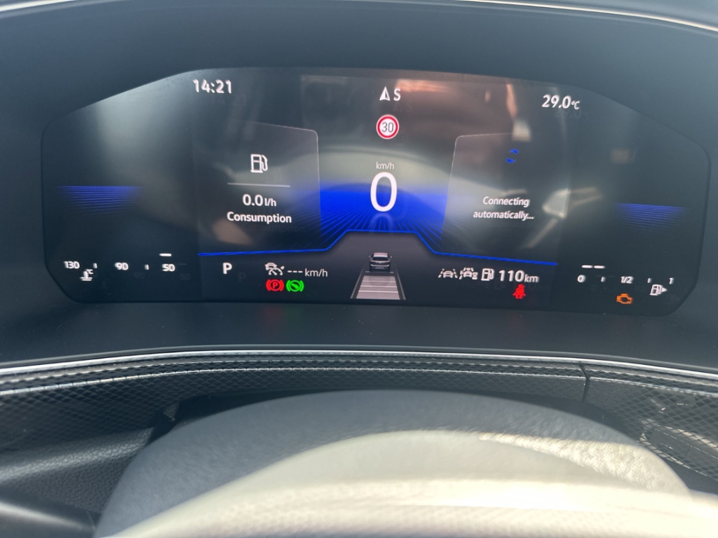 Fahrzeugabbildung Volkswagen T-Cross 1.5TSI DSG R-Line AHK IQ.Light Navi ACC