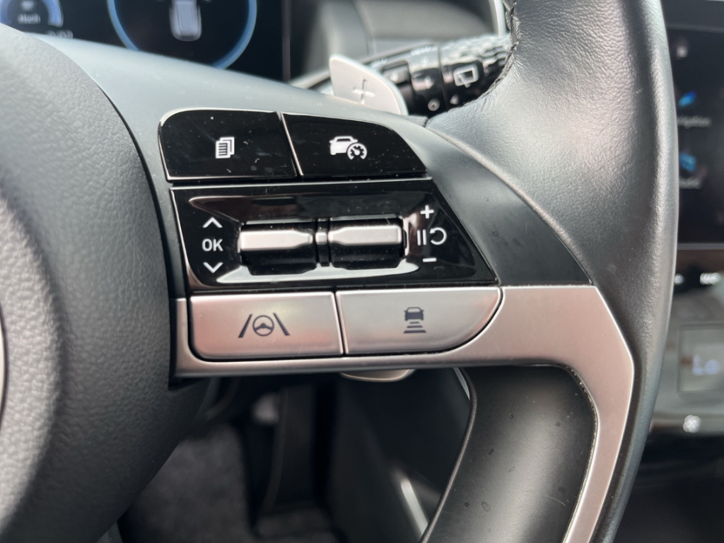 Fahrzeugabbildung Hyundai TUCSON 1.6 T-GDI Trend NAVI SHZ KAM LED Virtco,Tempomat LM