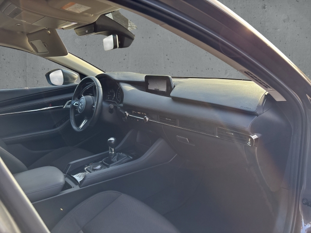 Fahrzeugabbildung Mazda 3 Selection LED SHZ RFK BOSE LMR Keyless Go RFK