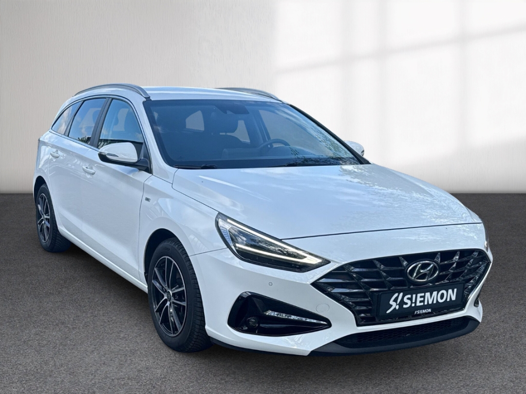 Fahrzeugabbildung Hyundai i30 1.5 T-GDI DCT Trend LED Navi R-Kam SHZ LHZ GRA CarPlay