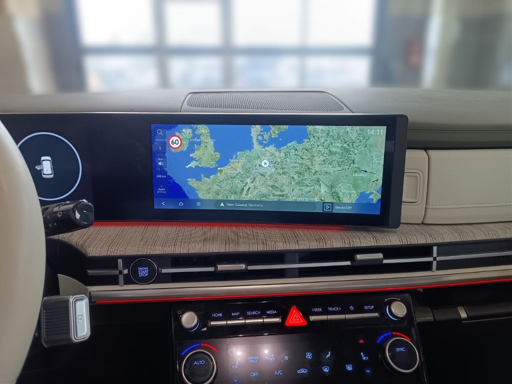 Fahrzeugabbildung Hyundai SANTA FE PHEV MY25 1.6 AT 4WD Signature Komf.P Tech.P 5-Sitz Navi Leder Digi Cockpit