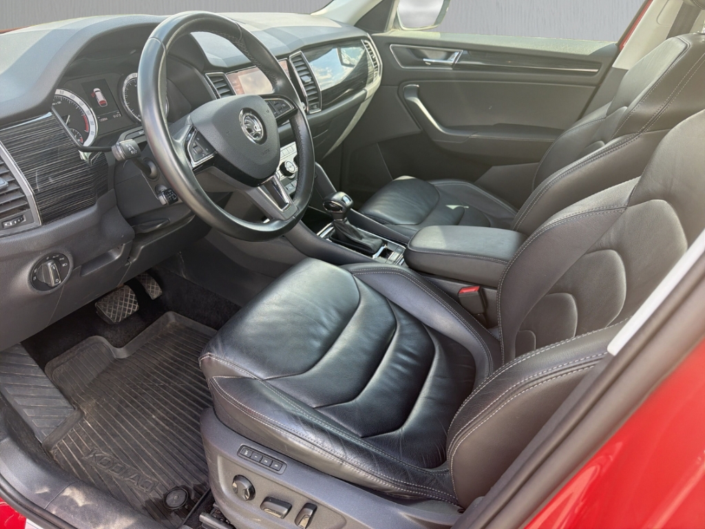 Fahrzeugabbildung SKODA Kodiaq 4x4 2.0 TDI Style DSG RFK SHZ AHK LED ACC Navi Leder Memory Sitze