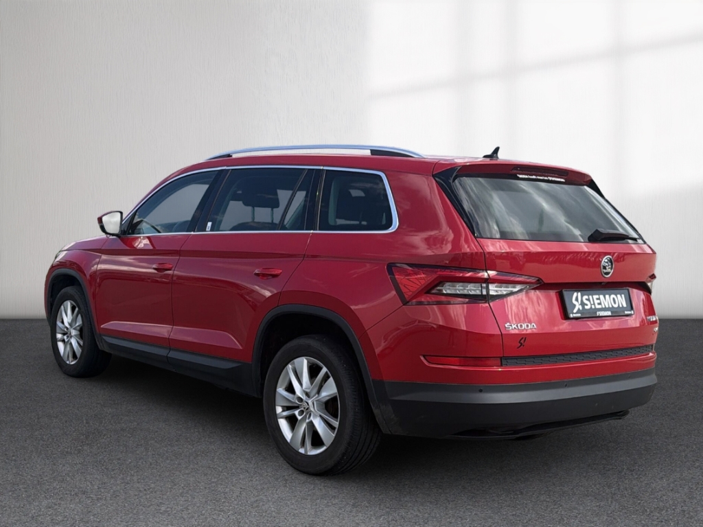 Fahrzeugabbildung SKODA Kodiaq 4x4 2.0 TDI Style DSG RFK SHZ AHK LED ACC Navi Leder Memory Sitze