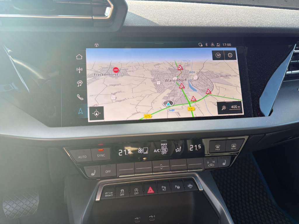 Fahrzeugabbildung Audi A3 Sportback 1.5 TFSI S Line R-Kamera Navi LED SHZ