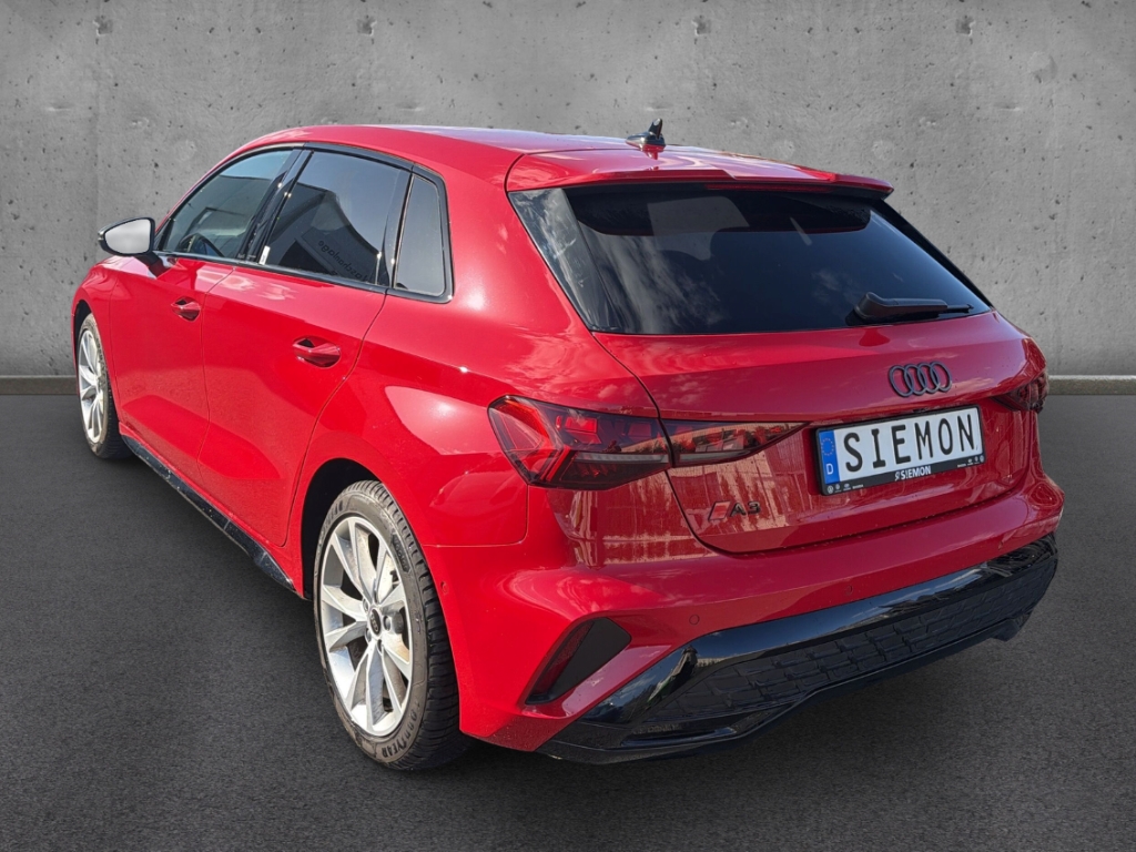Fahrzeugabbildung Audi A3 Sportback 1.5 TFSI S Line R-Kamera Navi LED SHZ