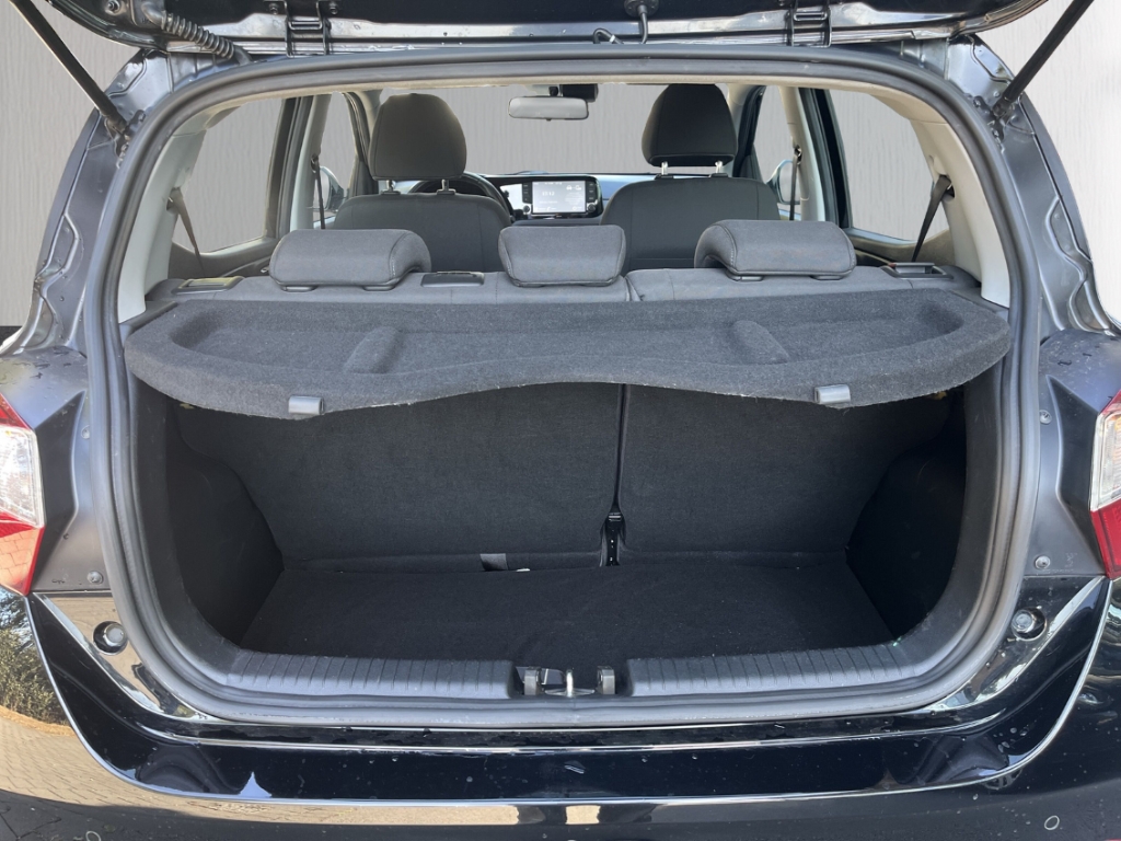 Fahrzeugabbildung Hyundai i10 Trend 1.2 TREND Komfortpaket SHZ Rückfahrkamera Bluetooth