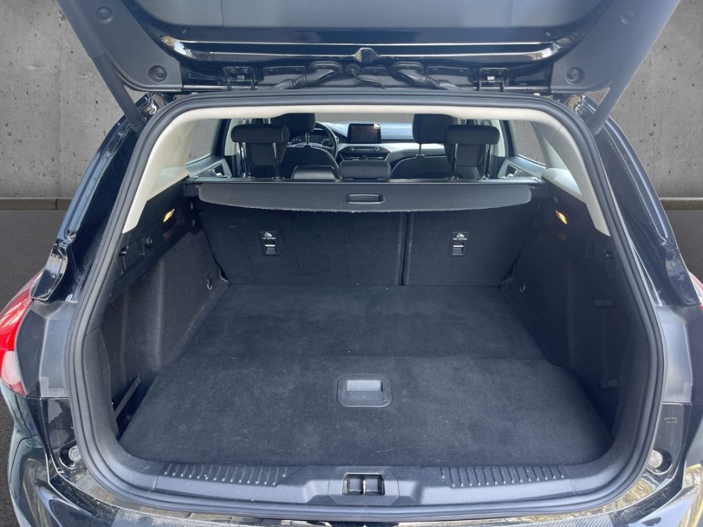 Fahrzeugabbildung Ford Focus Turnier 1.0 EcoBoost Cool&Connect Navi SHZ