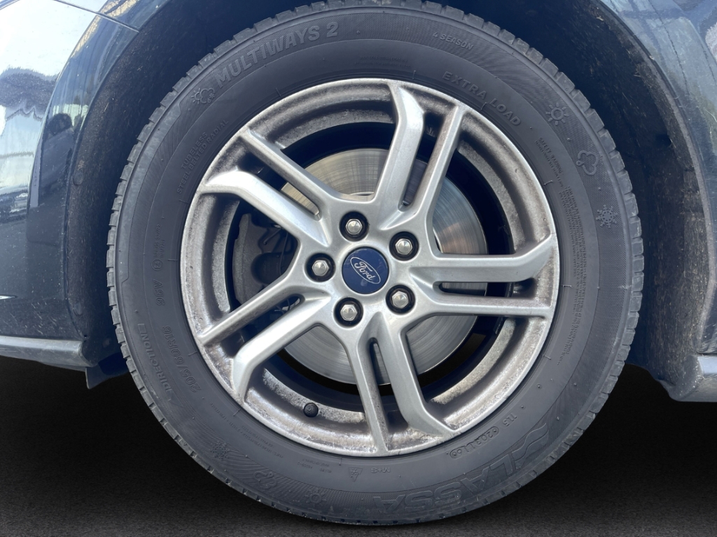 Fahrzeugabbildung Ford Focus Turnier 1.0 EcoBoost Cool&Connect Navi SHZ