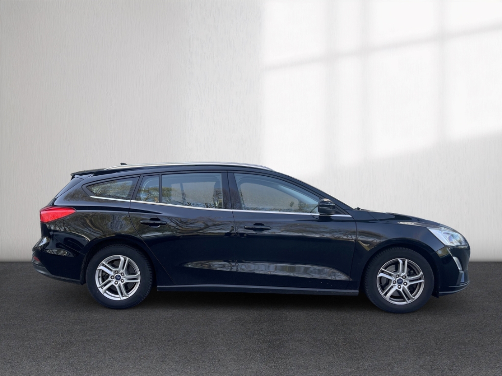 Fahrzeugabbildung Ford Focus Turnier 1.0 EcoBoost Cool&Connect Navi SHZ