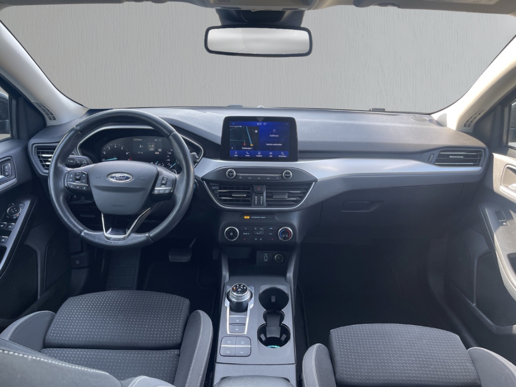 Fahrzeugabbildung Ford Focus Turnier 1.0 EcoBoost Cool&Connect Navi SHZ