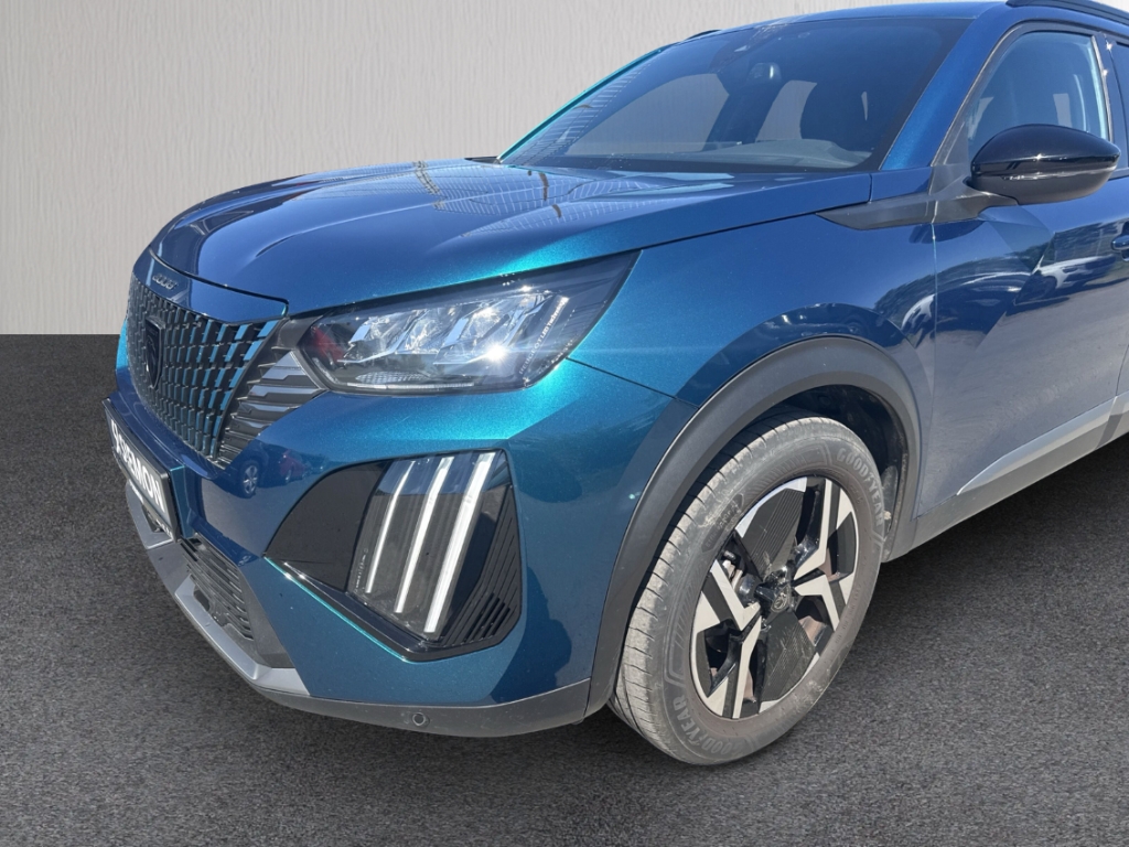 Fahrzeugabbildung Peugeot 2008 Allure LED PDC Kamera Alu 17