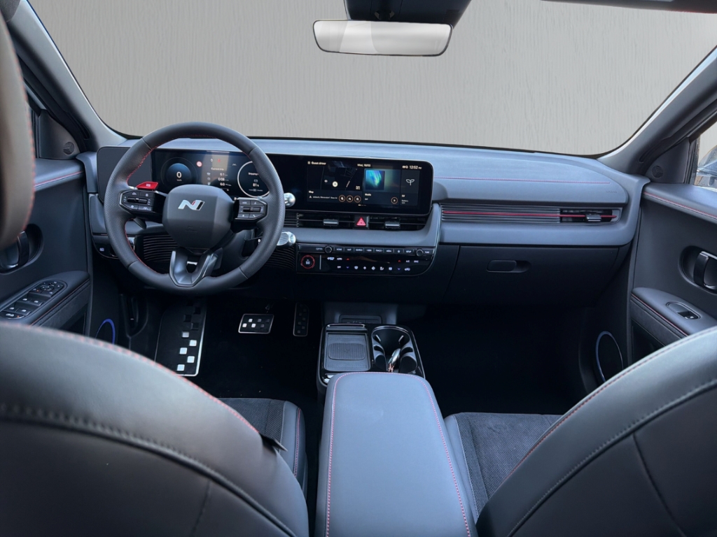 Fahrzeugabbildung Hyundai IONIQ 5 FL MY26 84kWh 2WD N-Line Sitz-P Matrix Navi Digitales Cockpit LED ACC