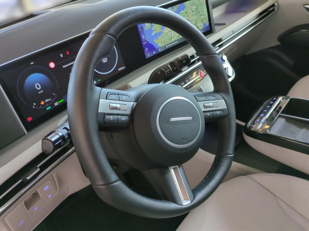 Fahrzeugabbildung Hyundai TUCSON FL PHEV 1.6 AT 4WD MY25 Prime ECS Assist-P MATRIX-LED Leder Digitales Cockpit Soundsystem