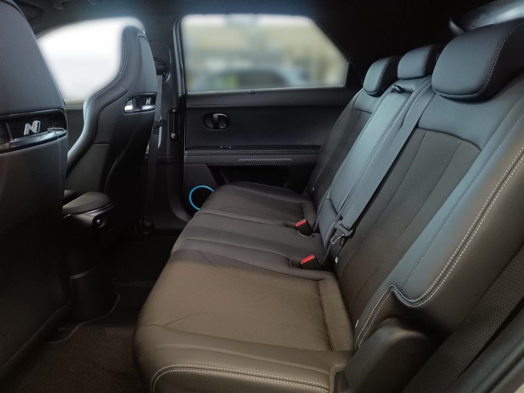 Fahrzeugabbildung Hyundai IONIQ 5 4WD 84kWh N-Performance HUD Navi Digitales Cockpit Sportpaket Soundsystem