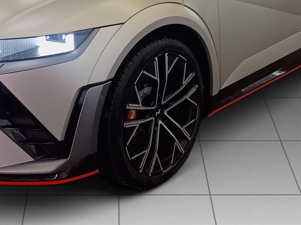 Fahrzeugabbildung Hyundai IONIQ 5 4WD 84kWh N-Performance HUD Navi Digitales Cockpit Sportpaket Soundsystem