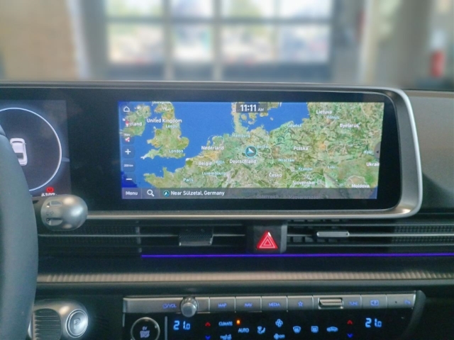Fahrzeugabbildung Hyundai IONIQ 6 77,4kWh 2WD UNIQ Digi-Spiegel HUD Navi Digitales Cockpit Memory Sitze Soundsystem