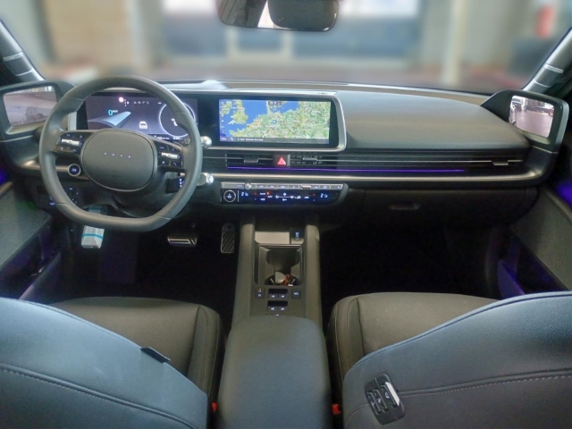 Fahrzeugabbildung Hyundai IONIQ 6 77,4kWh 2WD UNIQ Digi-Spiegel HUD Navi Digitales Cockpit Memory Sitze Soundsystem
