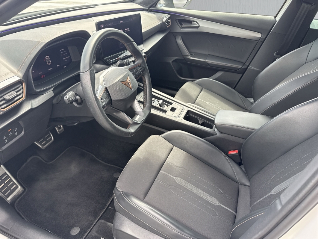 Fahrzeugabbildung CUPRA Formentor E-Hybrid Apple CarPlay Sportsitze SHZ