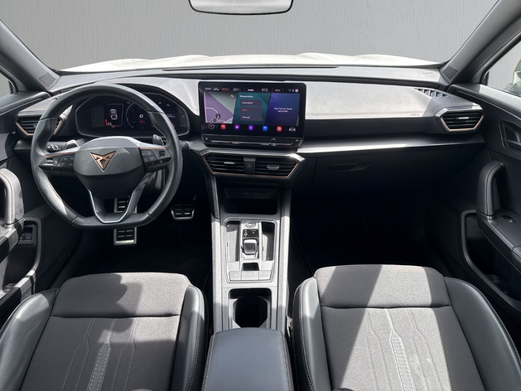 Fahrzeugabbildung CUPRA Formentor E-Hybrid Apple CarPlay Sportsitze SHZ