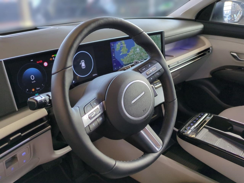 Fahrzeugabbildung Hyundai TUCSON FL PHEV 1.6 AT 4WD MY25 Prime ECS Assist-P MATRIX-LED Leder Digitales Cockpit Soundsystem