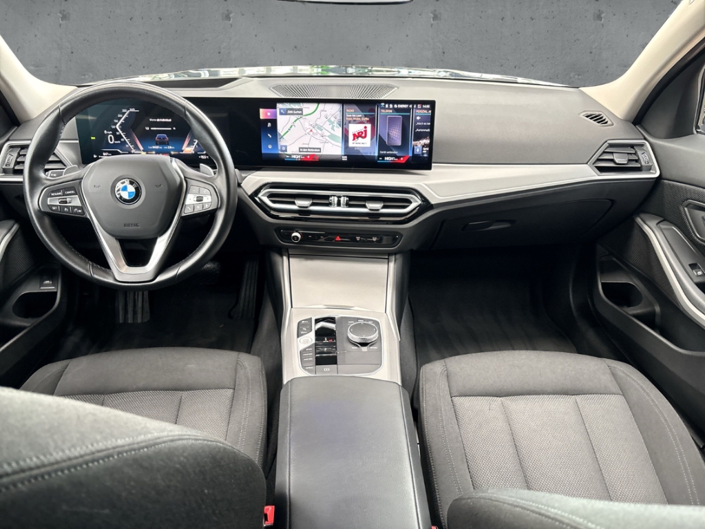 Fahrzeugabbildung BMW 318 i Touring SHZ LED NAVI DIGICOCKP RFK LM