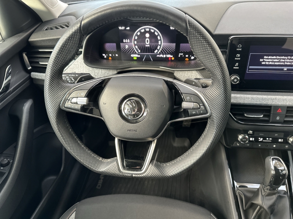 Fahrzeugabbildung SKODA Kamiq Selection 1.0 TSI DSG LED VC SHZ PDC Alu A