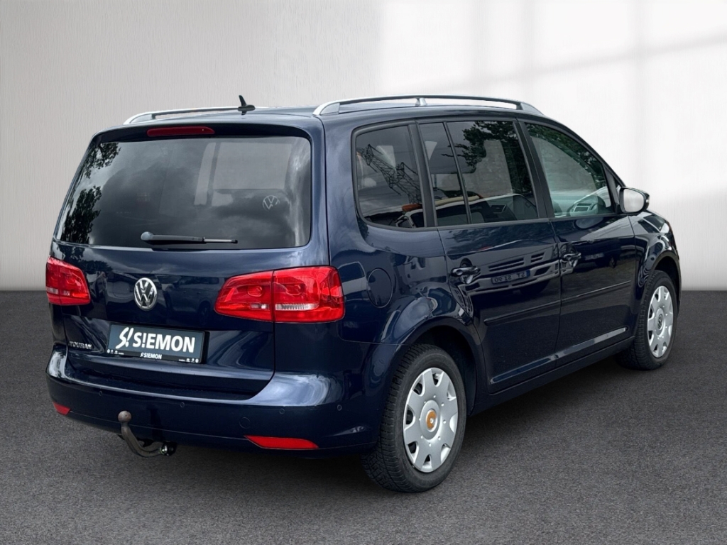Fahrzeugabbildung Volkswagen Touran PDC SHZ Temp Klima Lichtsensor Servo Radio