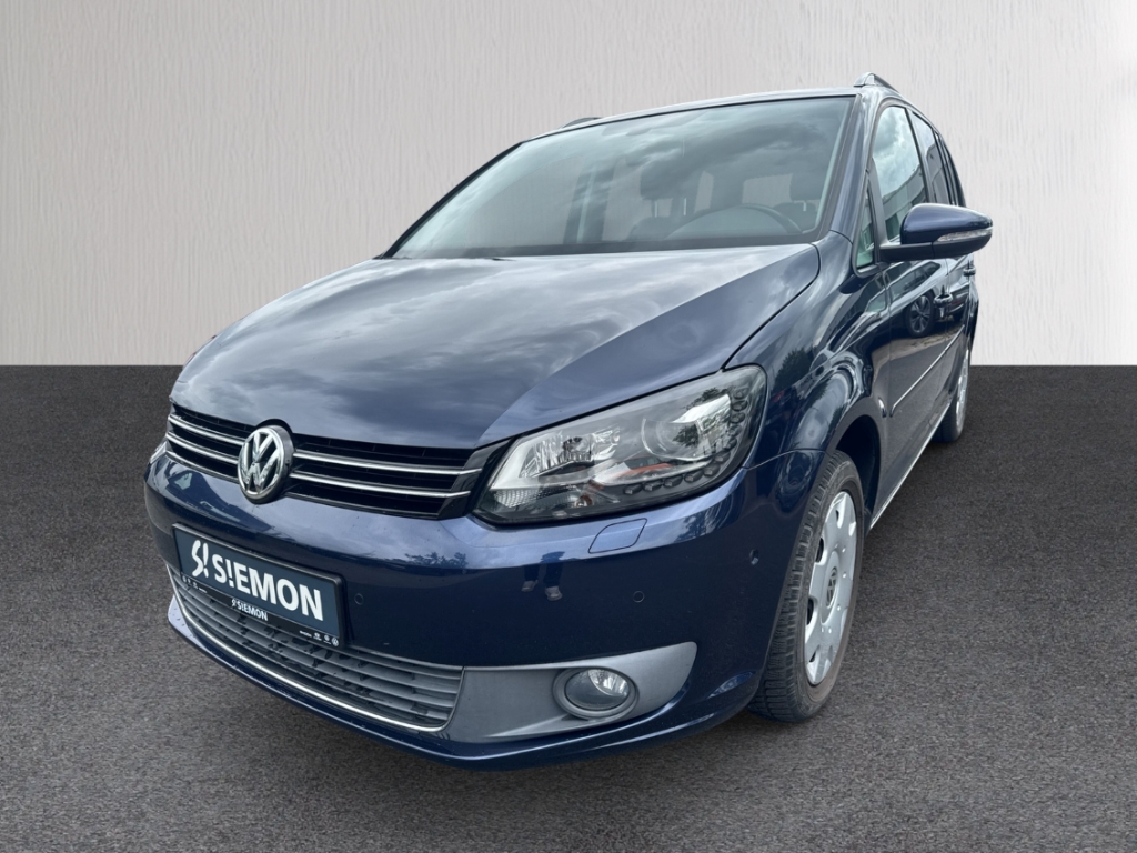 Fahrzeugabbildung Volkswagen Touran PDC SHZ Temp Klima Lichtsensor Servo Radio