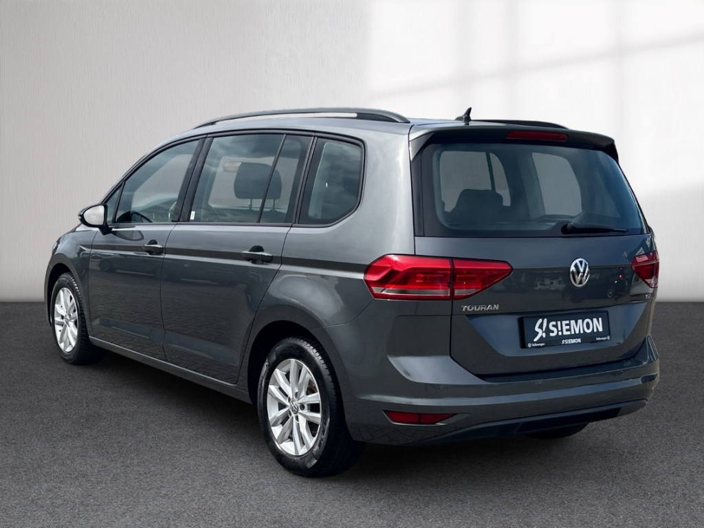 Fahrzeugabbildung Volkswagen Touran Comfortline 1.6 TDI Navi GJR ACC