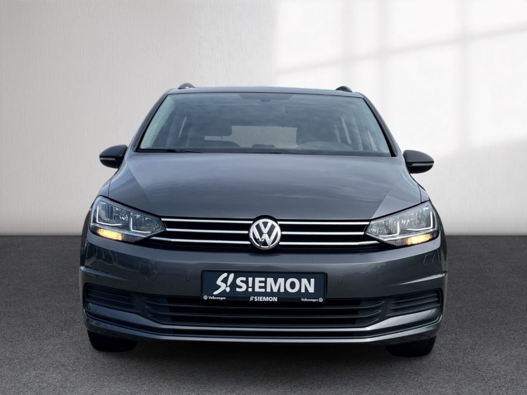 Fahrzeugabbildung Volkswagen Touran Comfortline 1.6 TDI Navi GJR ACC