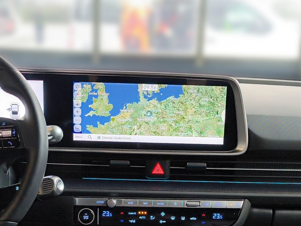 Fahrzeugabbildung Hyundai IONIQ 6 77,4kWh 4WD UNIQ Digi-Spiegel Schiebedach HUD Navi Digitales Cockpit Memory Sitze