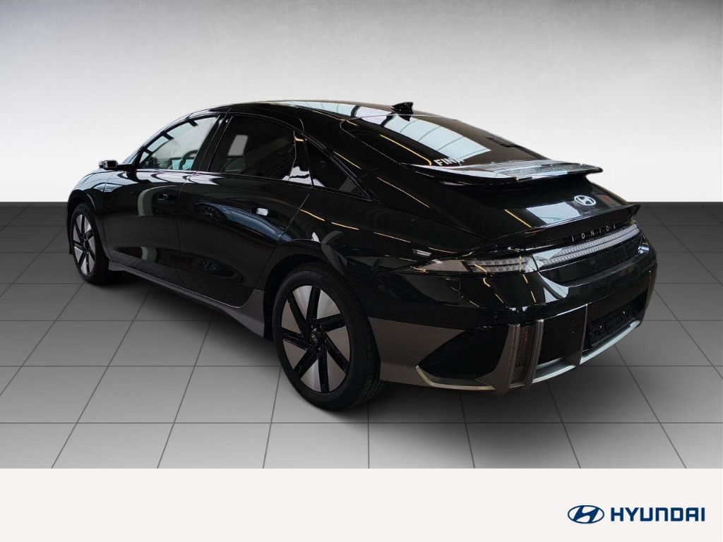 Fahrzeugabbildung Hyundai IONIQ 6 77,4kWh 4WD UNIQ Digi-Spiegel Schiebedach HUD Navi Digitales Cockpit Memory Sitze