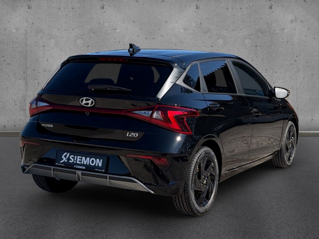 Fahrzeugabbildung Hyundai i20 FL MY26 1.0 T-GDI MT Blackline Navi Soundsystem Bose LED Apple CarPlay Android Auto