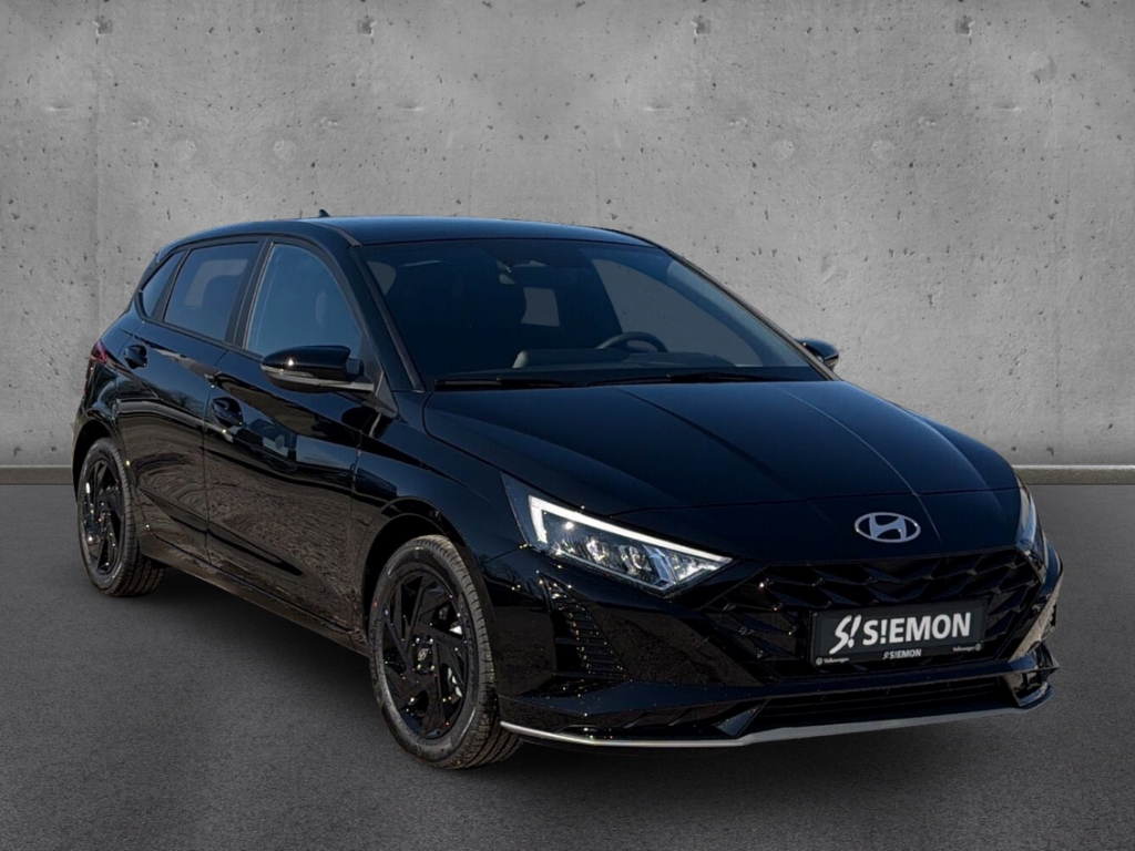 Fahrzeugabbildung Hyundai i20 FL MY26 1.0 T-GDI MT Blackline Navi Soundsystem Bose LED Apple CarPlay Android Auto