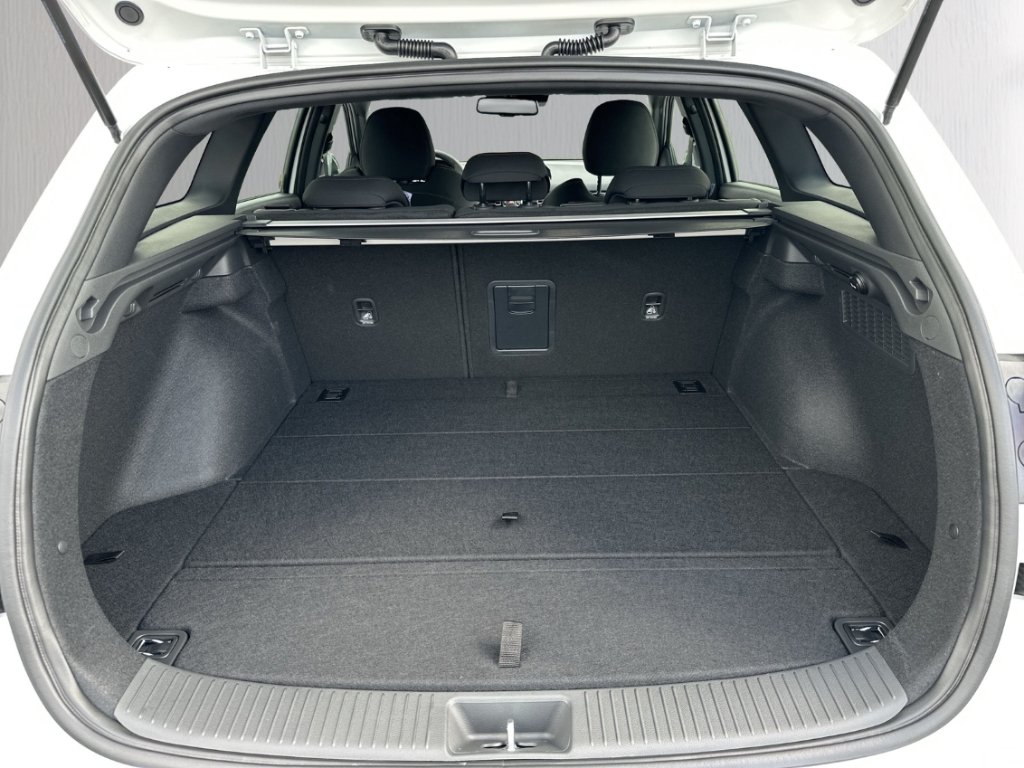 Fahrzeugabbildung Hyundai i30 FL Kombi MY26 1.6 T-GDi DCT N-Line Navi Digitales Cockpit LED Apple