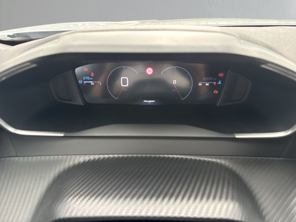 Fahrzeugabbildung Peugeot 2008 1.2 PureTech Allure LED Klimaauto PDC LM17