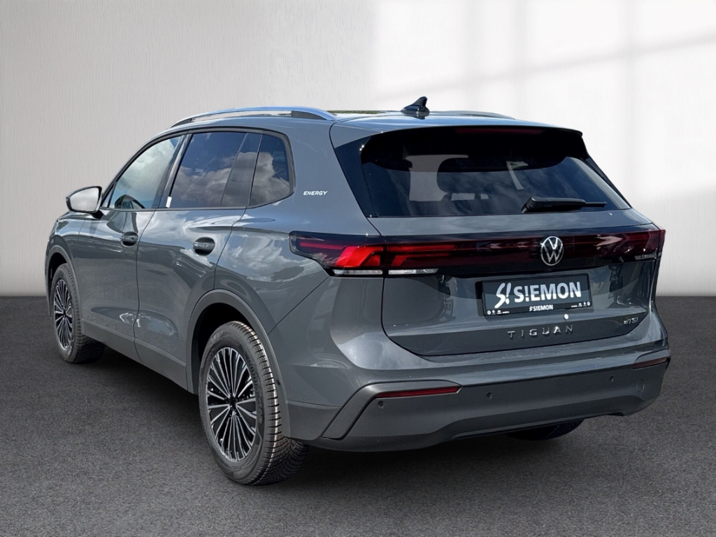 Fahrzeugabbildung Volkswagen Tiguan 1.5 eTSI DSG ENERGY LED AHK NAVI LM18 GJR
