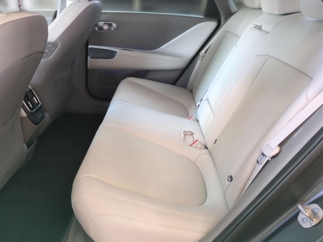 Fahrzeugabbildung Hyundai IONIQ 6 77,4kWh 4WD UNIQ Digi-Spiegel HUD Navi Digitales Cockpit Memory Sitze Soundsystem Bose