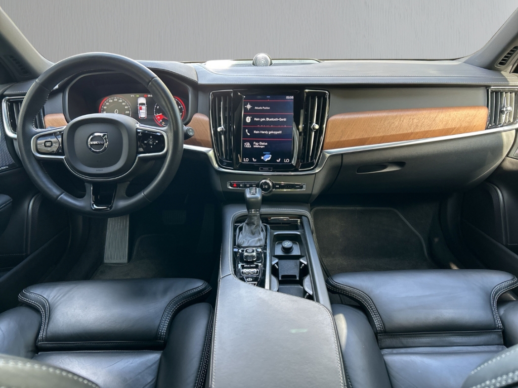 Fahrzeugabbildung Volvo V90 T5 Inscription HUD StandHZG Navi Leder Memory Soundsystem