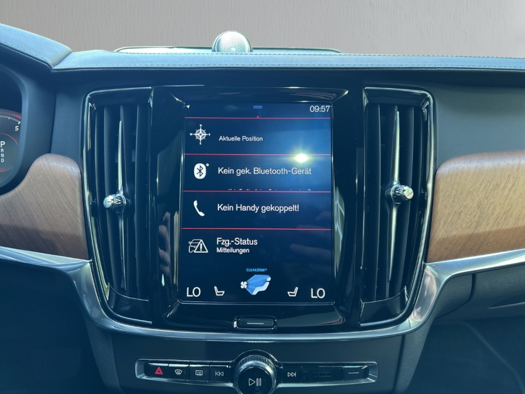 Fahrzeugabbildung Volvo V90 T5 Inscription HUD StandHZG Navi Leder Memory Soundsystem
