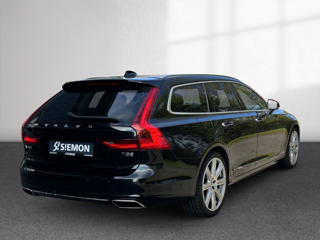 Fahrzeugabbildung Volvo V90 T5 Inscription HUD StandHZG Navi Leder Memory Soundsystem